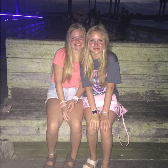 Meet your Posher, Samantha - Picture 6 of 7